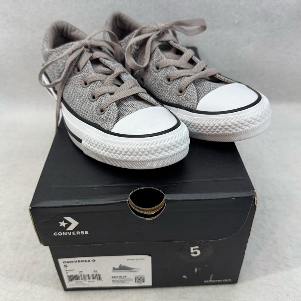 NIB Converse All-Stars Low Tops Woman’s size 5 Mercury Grey Sneakers